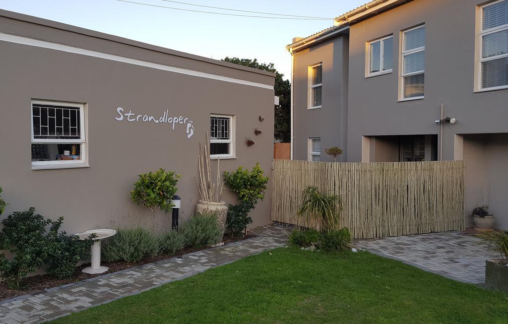 Strandloper Apartments Hermanus Kültér fotó