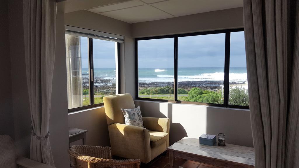 Strandloper Apartments Hermanus Kültér fotó